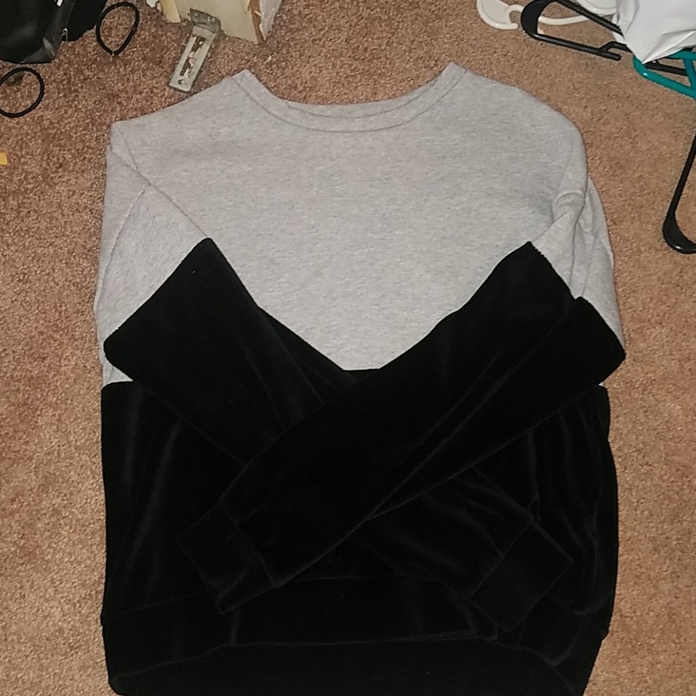 Velvet sweatshirt